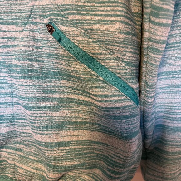 Merrell Green Front Zip fleece sweater, 2x front pockets, high neck, comfy - Picture 2 of 3